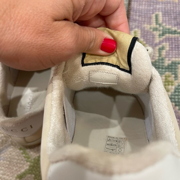 Gucci womens screener sneaker, size 39, worn handful of times - Picture 12 of 13